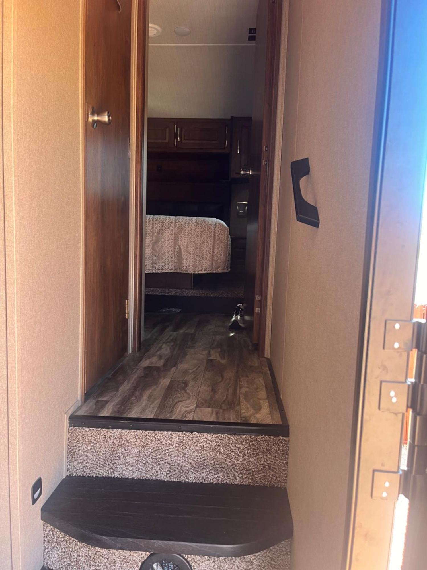 Campsite Your 5th Wheel Casa