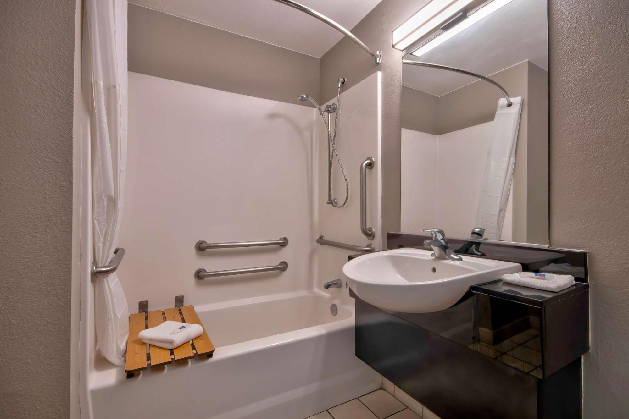 Hotel 6-albuquerque, Nm - Midtown