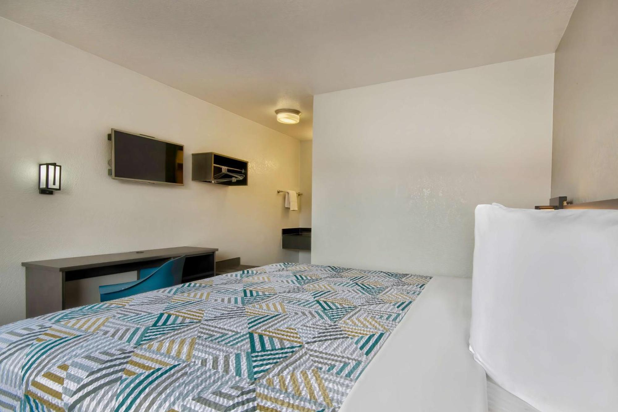 6-albuquerque, Nm - Midtown 2*