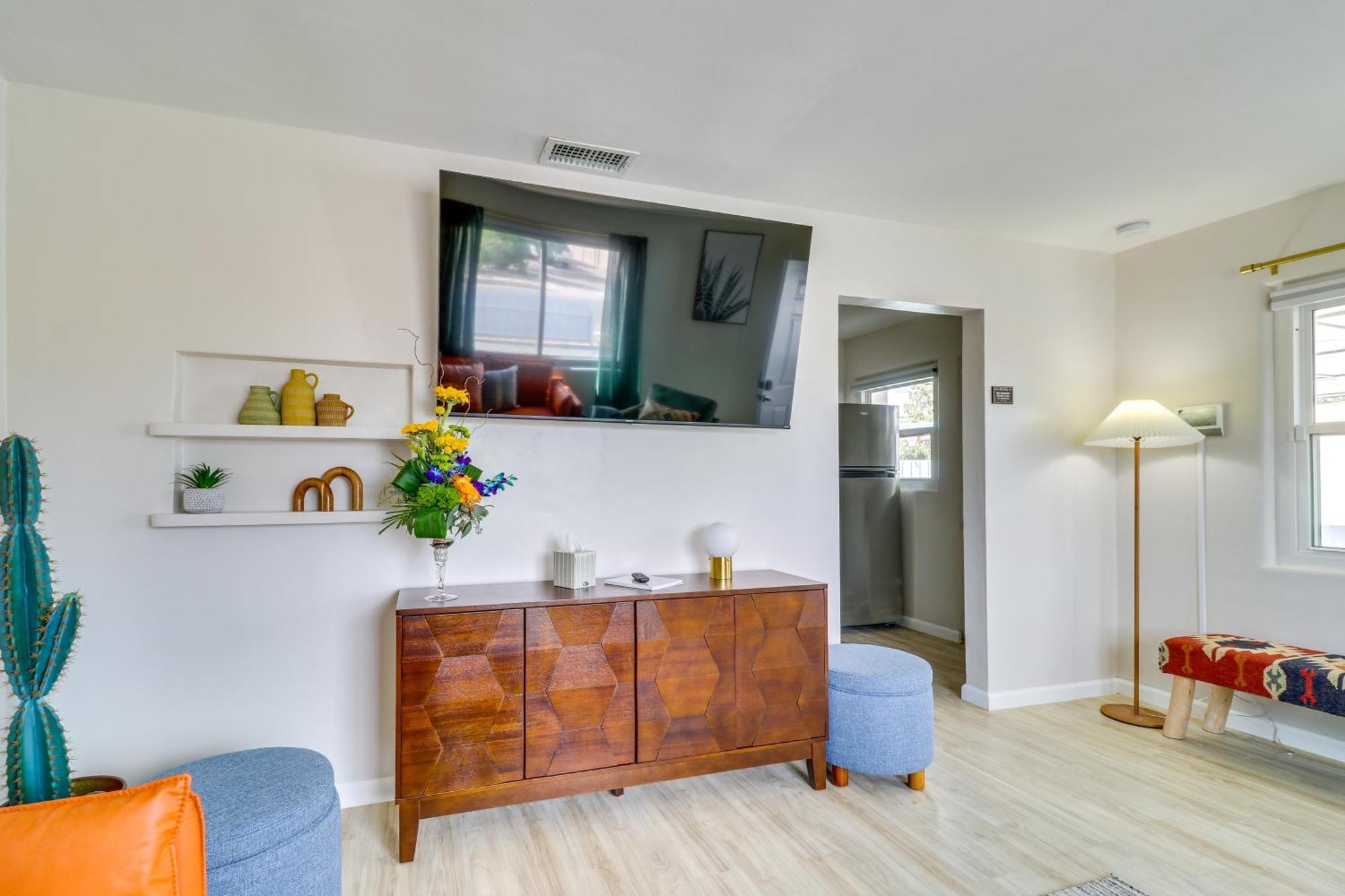 Retreat With Hot Tub - Location! Albuquerque