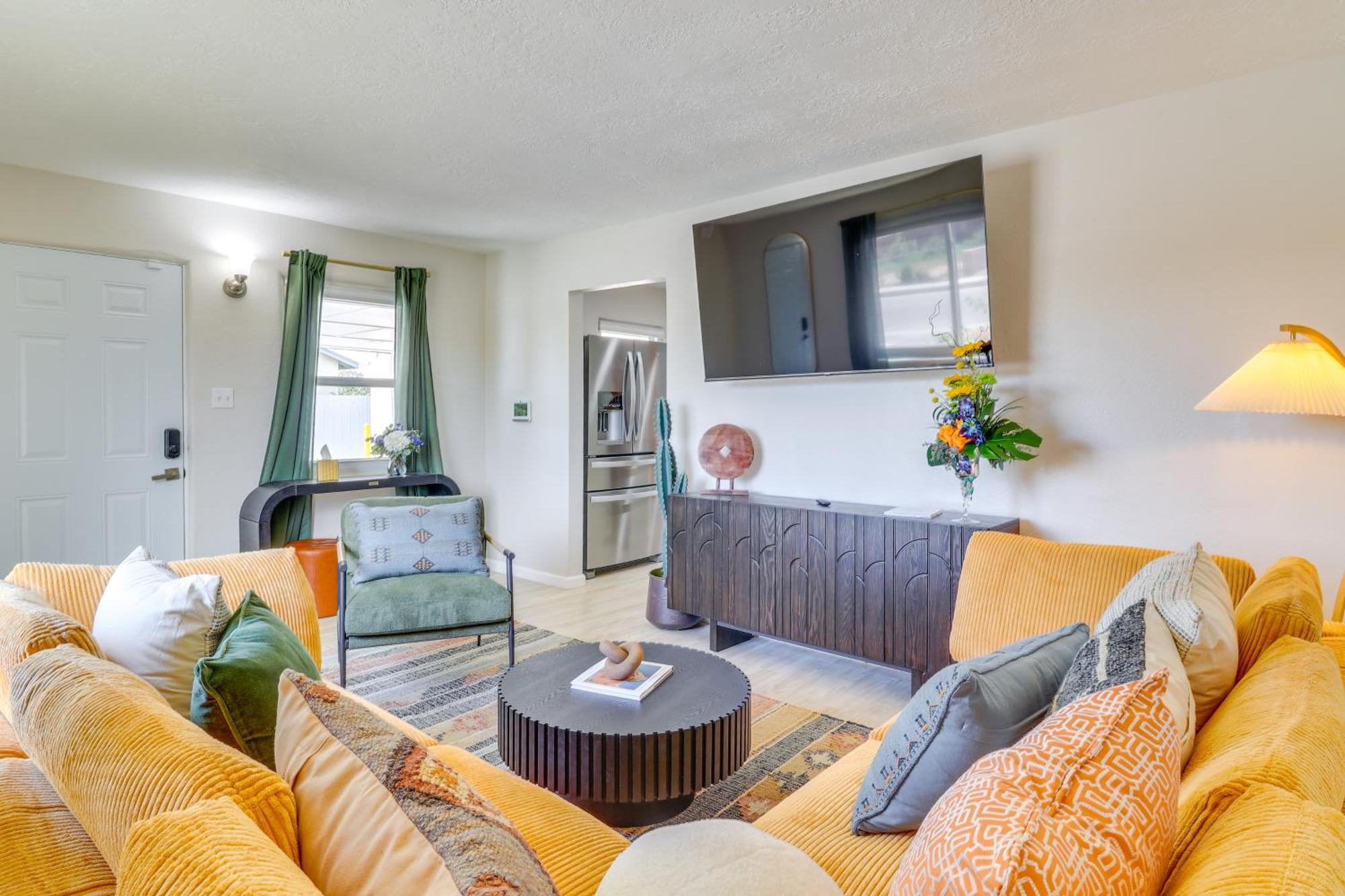Holiday home Getaway With Hot Tub And Grill! Albuquerque