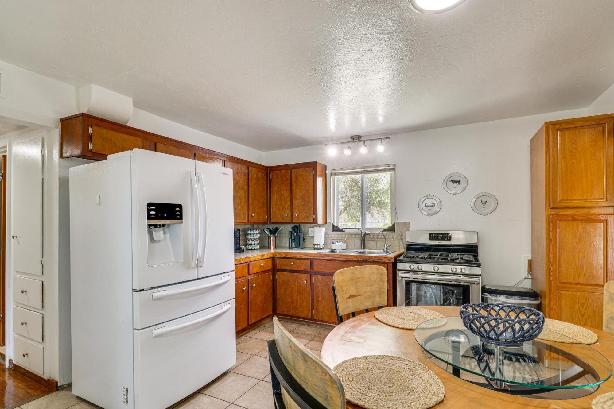 Family-friendly Near Rio Grande! Albuquerque