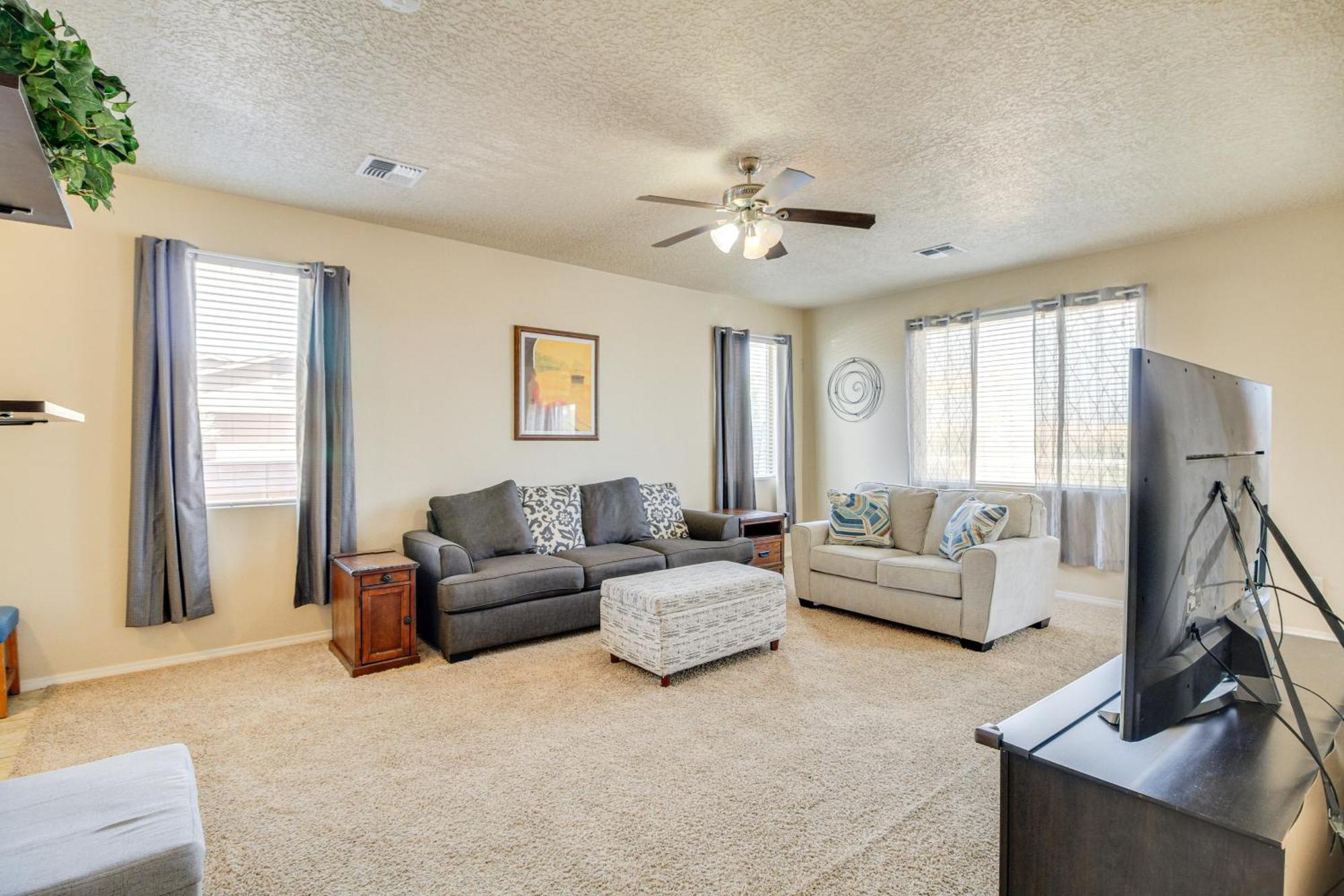 Holiday home Family-friendly With Mtn View In Albuquerque! *