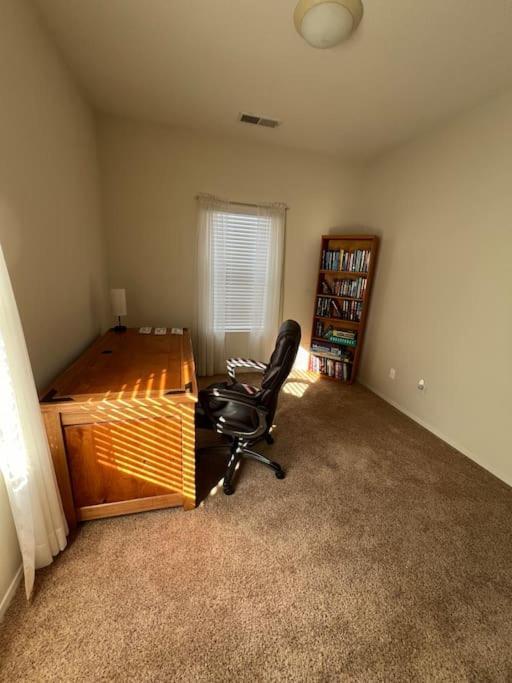 Holiday home 4 Bed House, Vacation, Extended Stay, Office Albuquerque