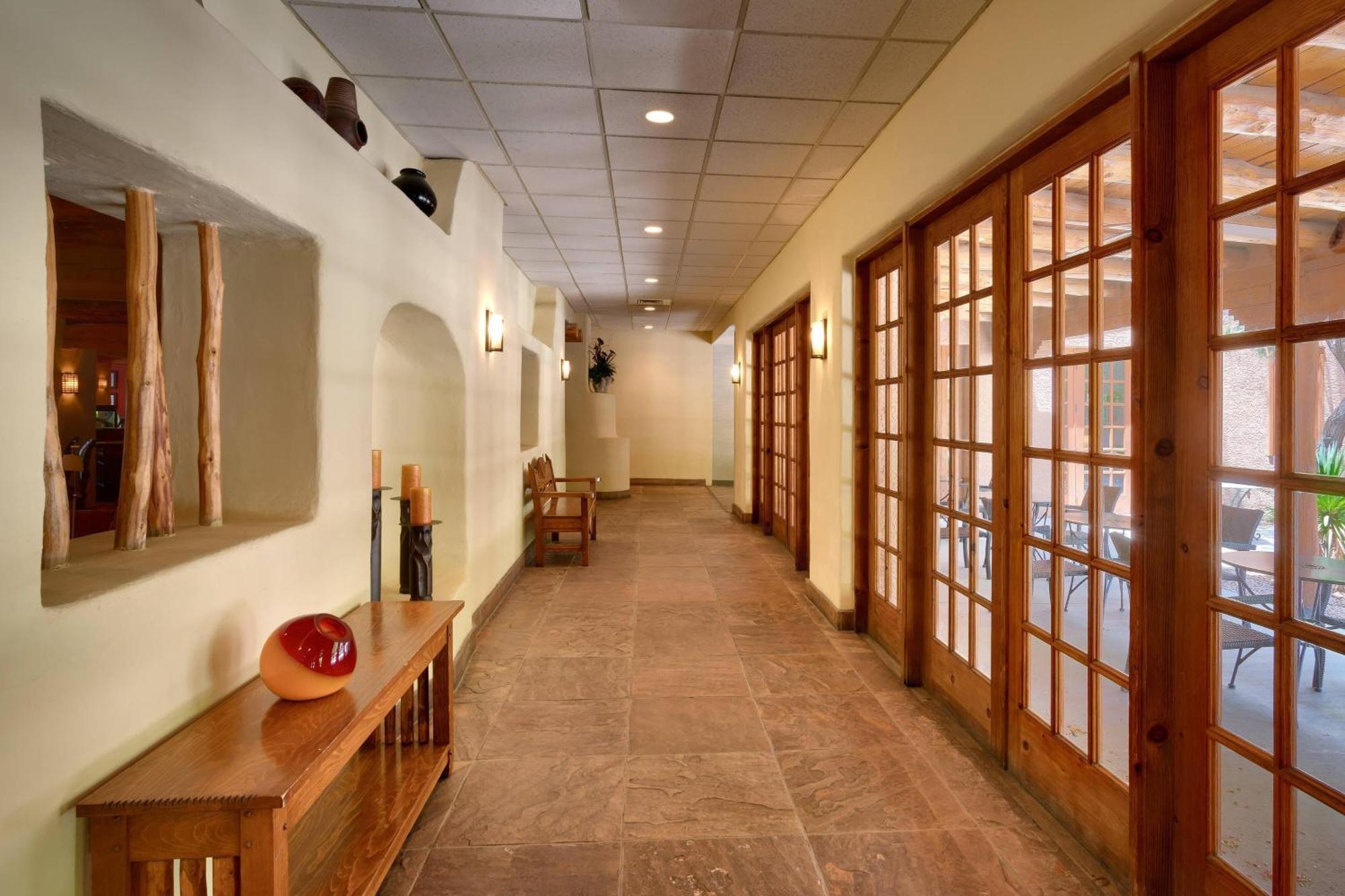 Courtyard By Marriott