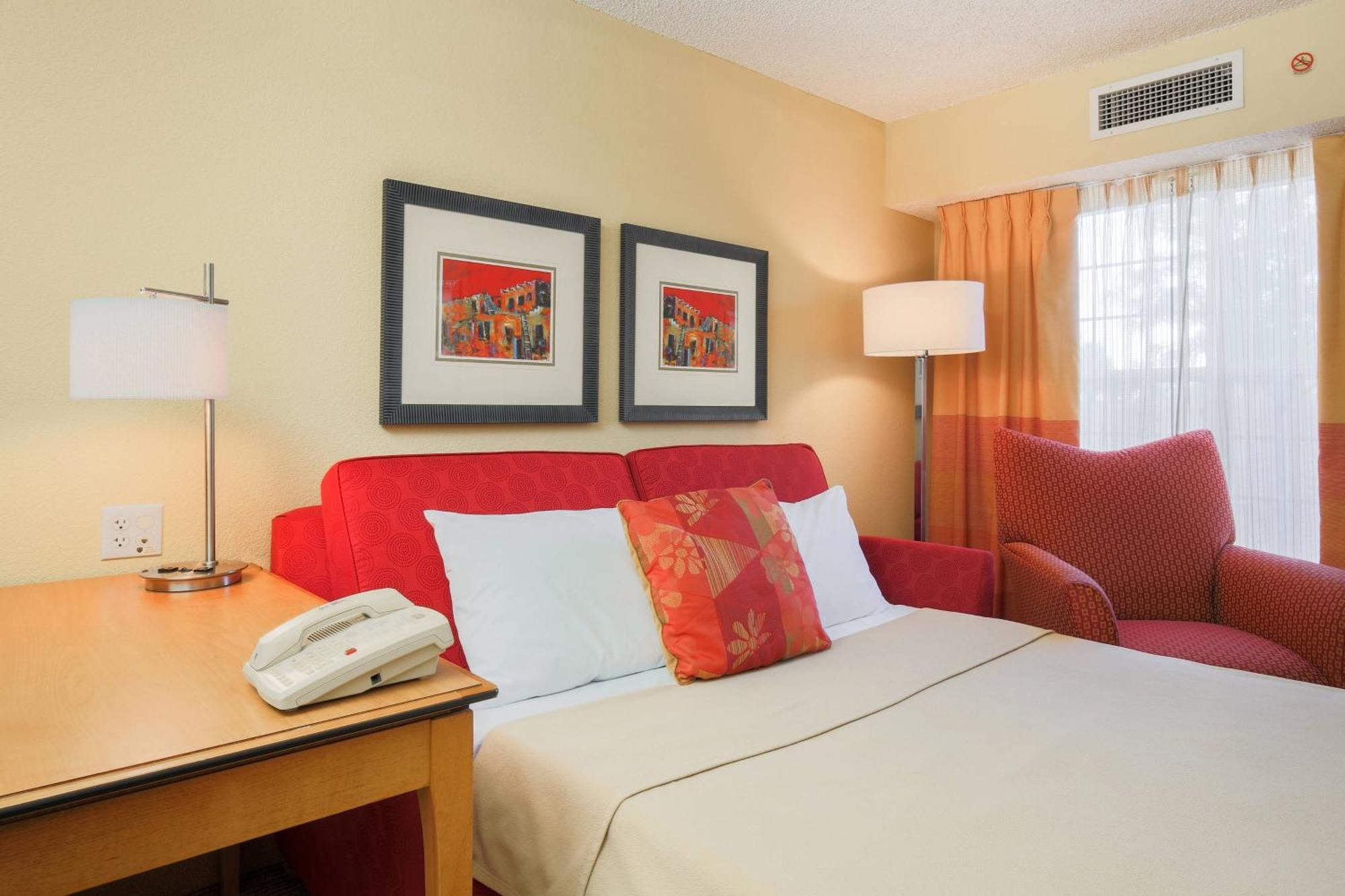 Hotel By Marriott North Albuquerque