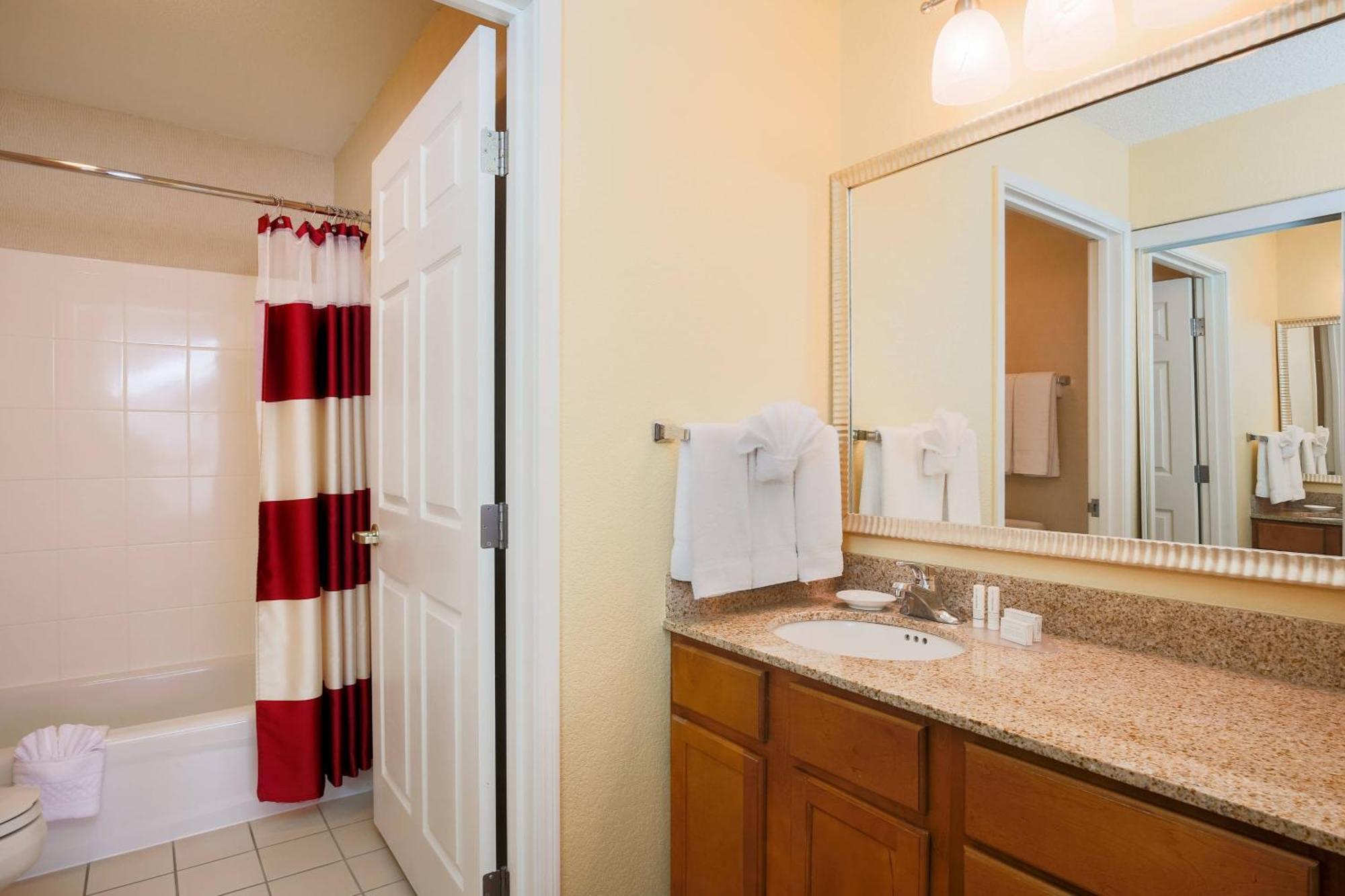 By Marriott North 3*