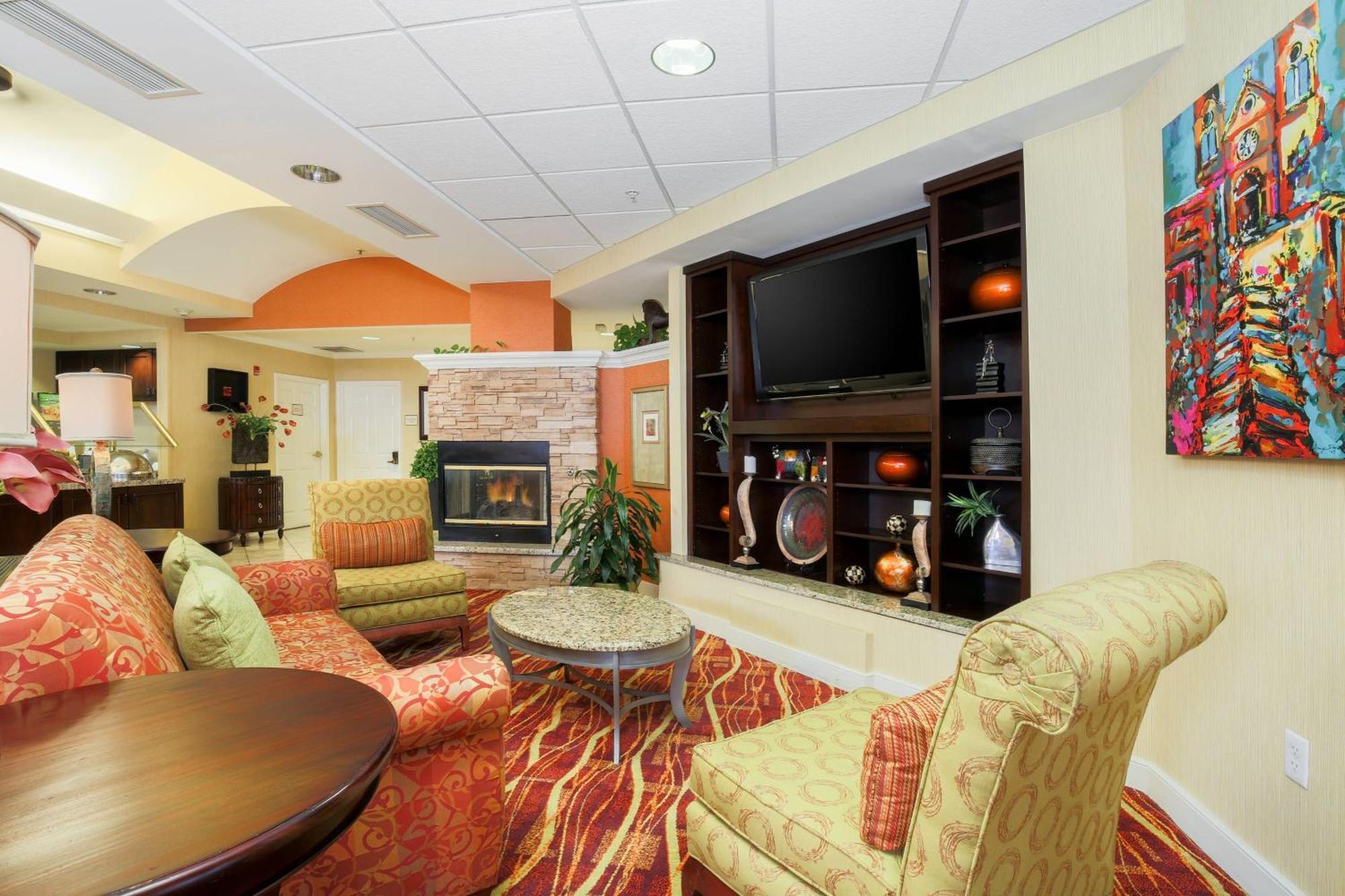Hotel By Marriott North