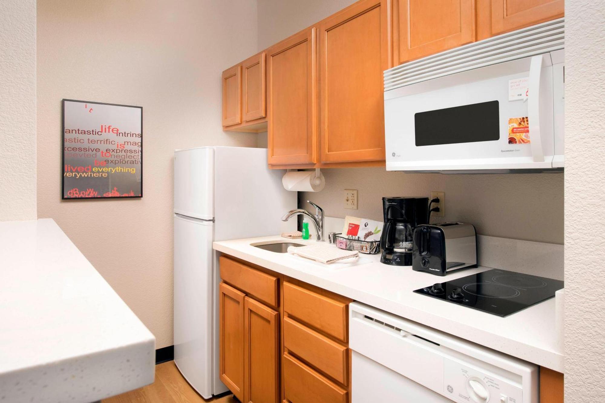 Towneplace By Marriott Airport