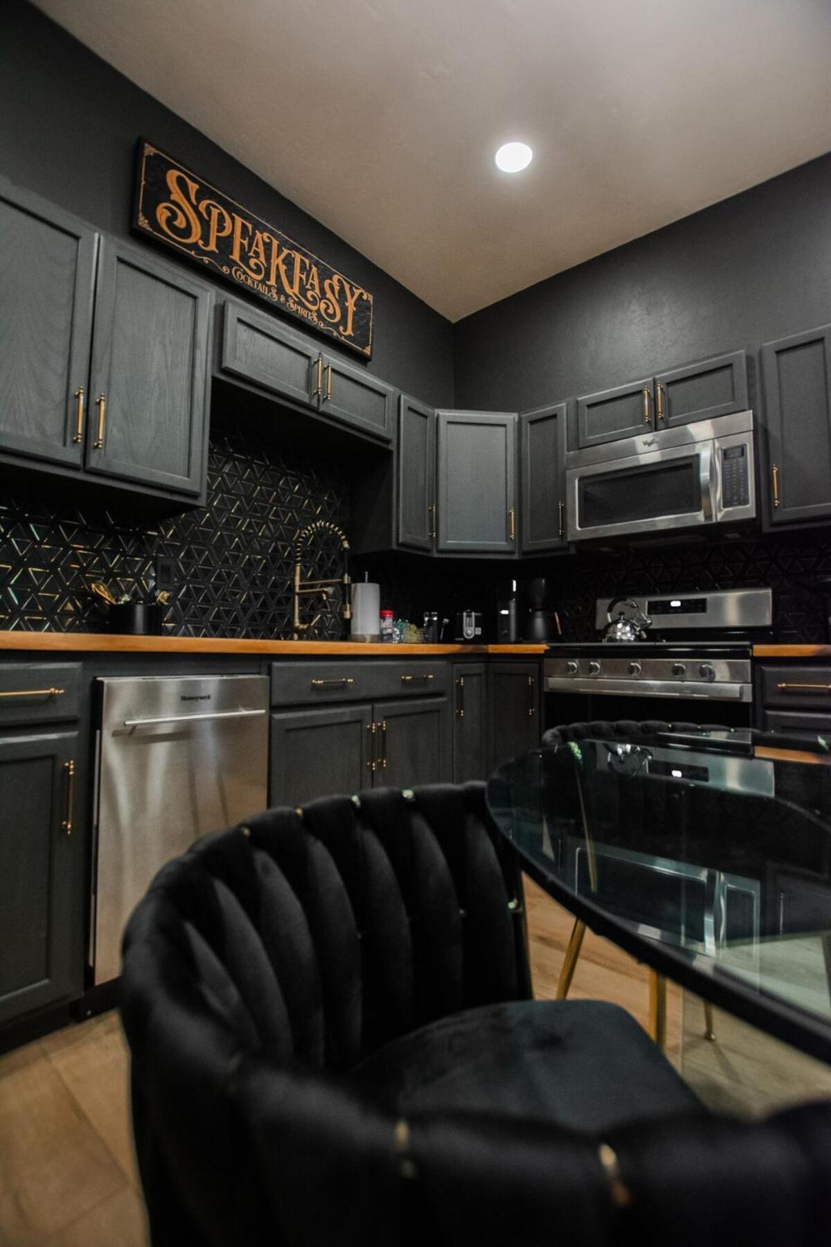 Speakeasy At Arnotriplex! Apartment Albuquerque