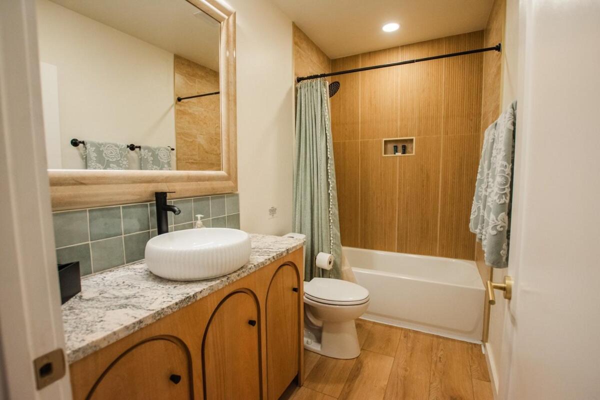 Apartment Sage At Arnotriplex! Hot Tub And Pet Friendly! Albuquerque