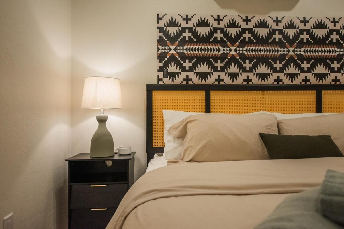 Apartment Sage At Arnotriplex! Hot Tub And Pet Friendly! Albuquerque