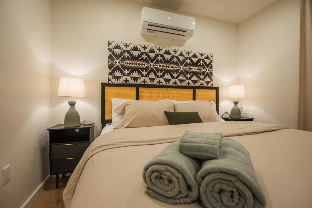 Sage At Arnotriplex! Hot Tub And Pet Friendly! Apartment