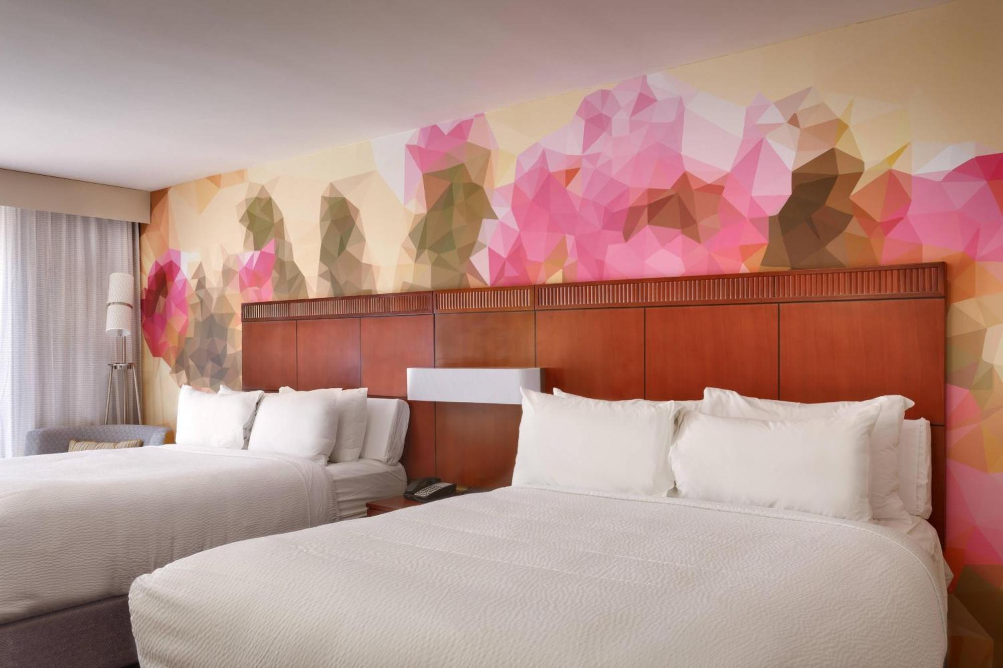 Courtyard By Marriott