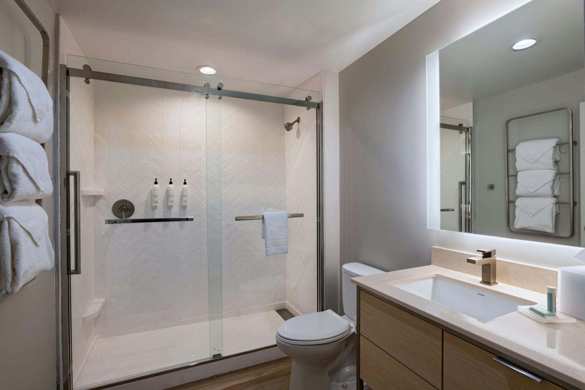 Towneplace By Marriott Uptown Hotel