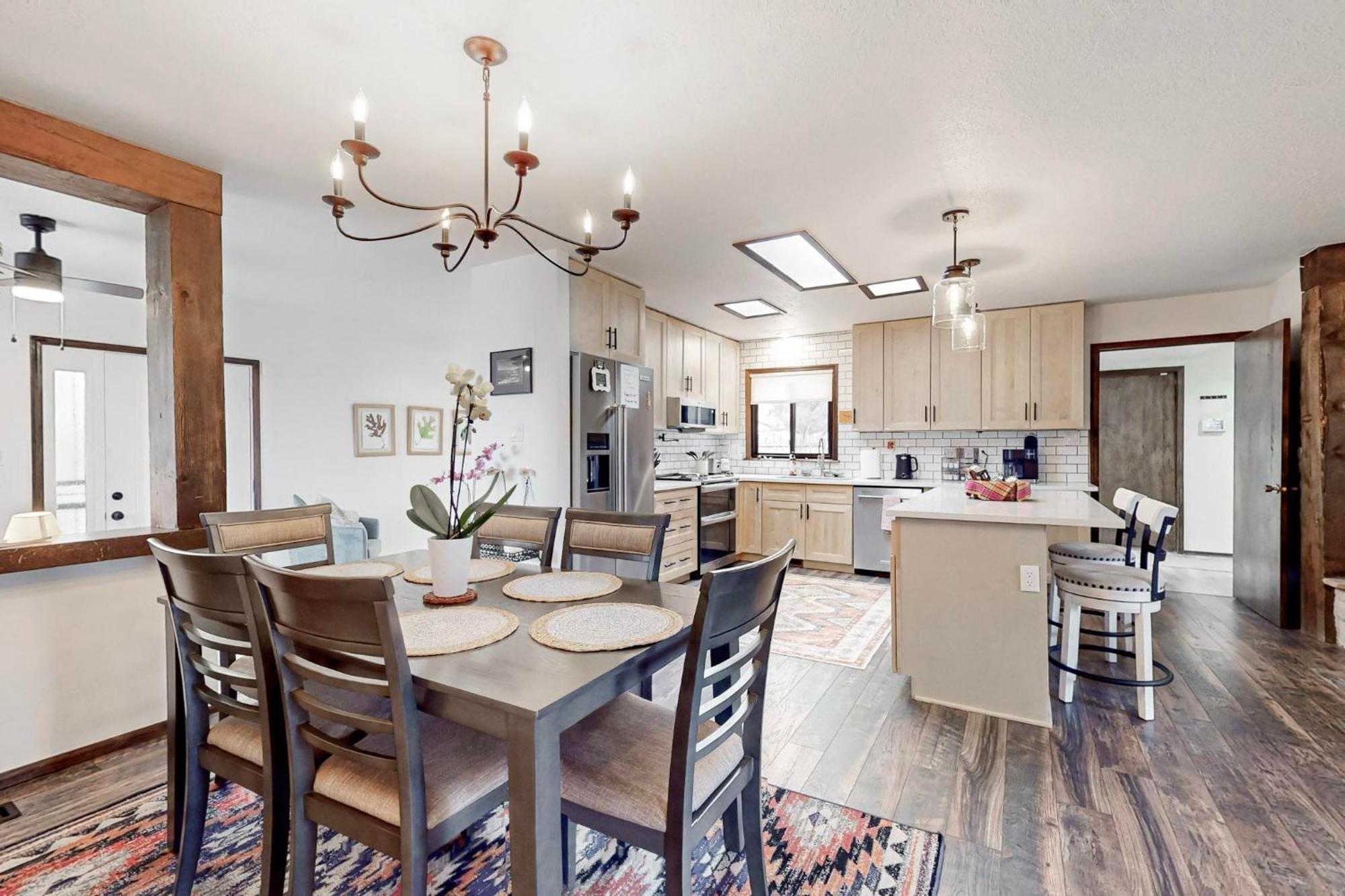 Tranquil Trails -quiet Area - Pet Friendly - By I-40 *