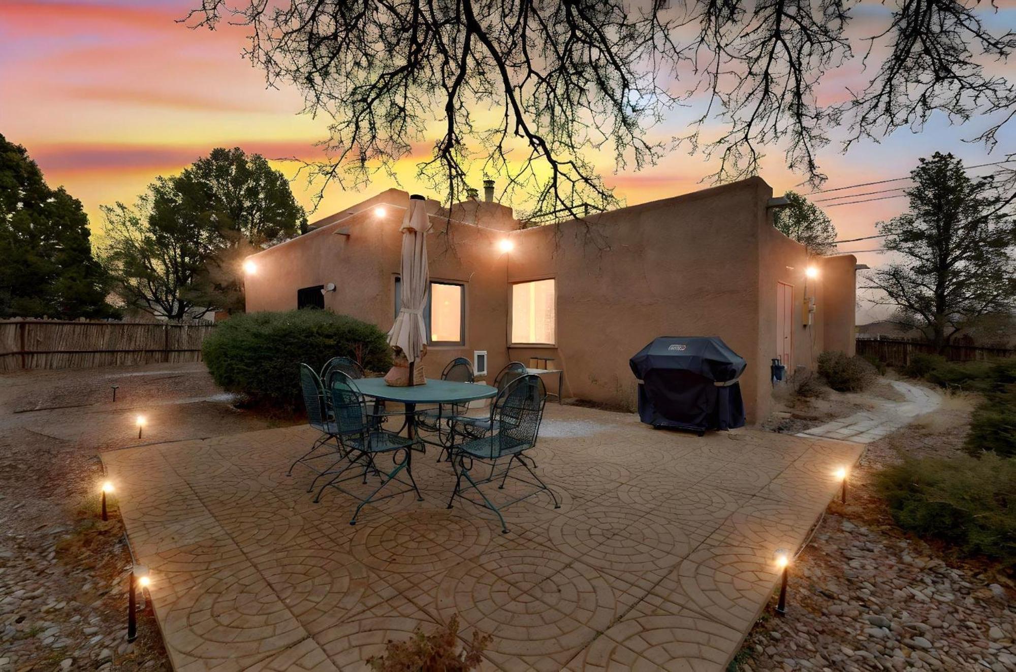 Tranquil Trails -quiet Area - Pet Friendly - By I-40 Albuquerque