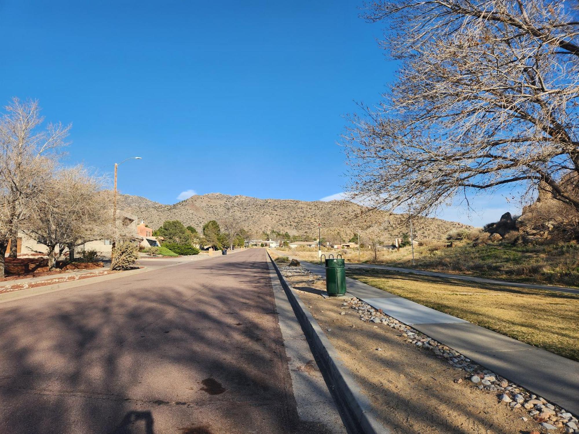 Tranquil Trails -quiet Area - Pet Friendly - By I-40 Holiday home