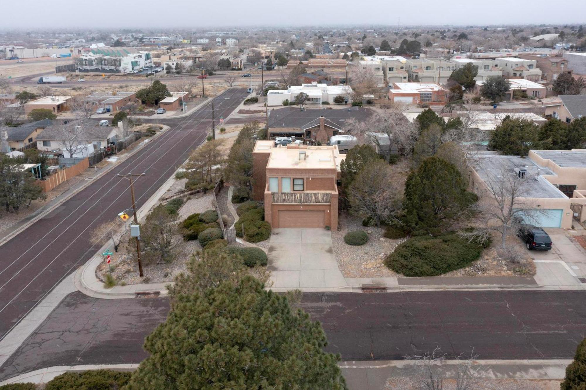 Tranquil Trails -quiet Area - Pet Friendly - By I-40 Holiday home Albuquerque