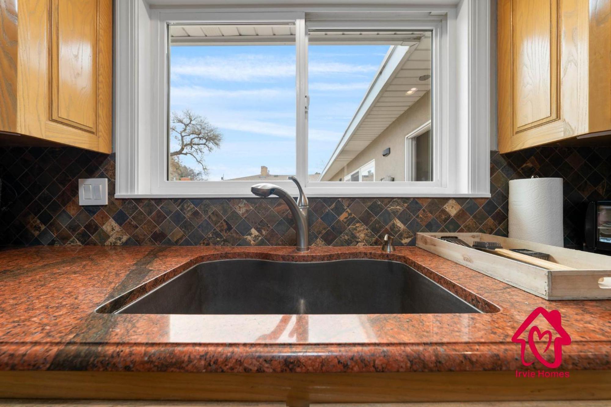 Charm Of The Grande Oasis - An Irvie Holiday home Albuquerque