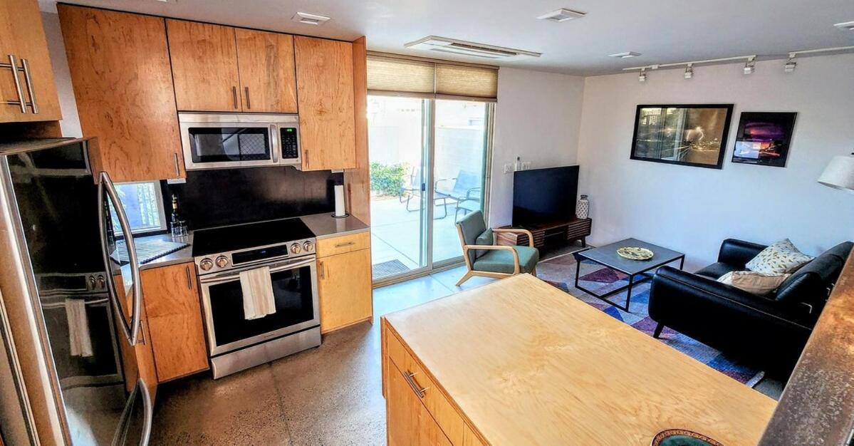 Apartment Private Townhome Haven In Downtown Albuquerque