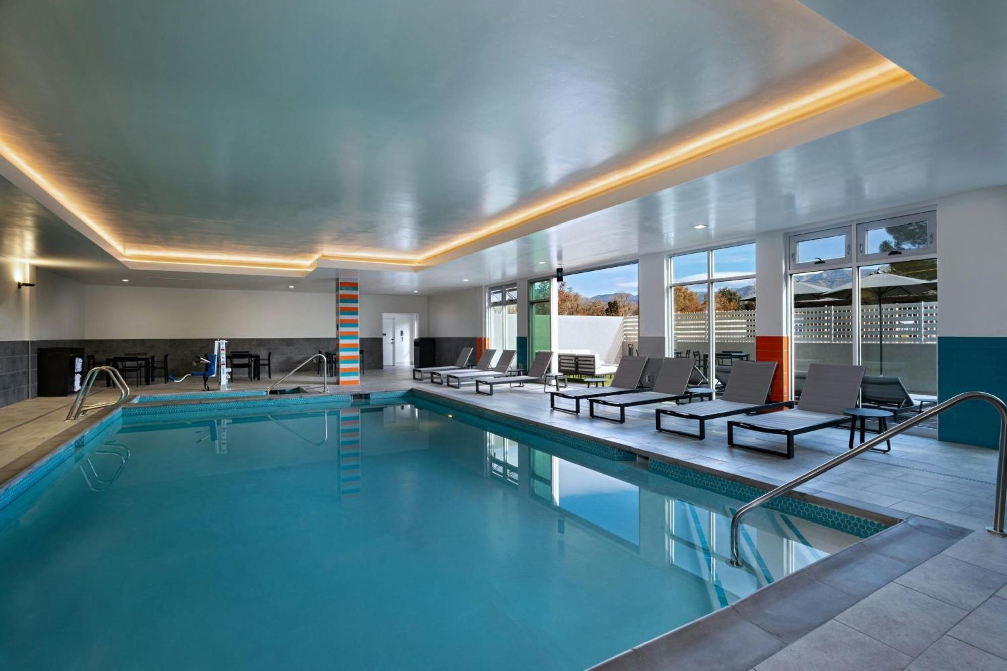 Towneplace By Marriott Uptown Hotel Albuquerque