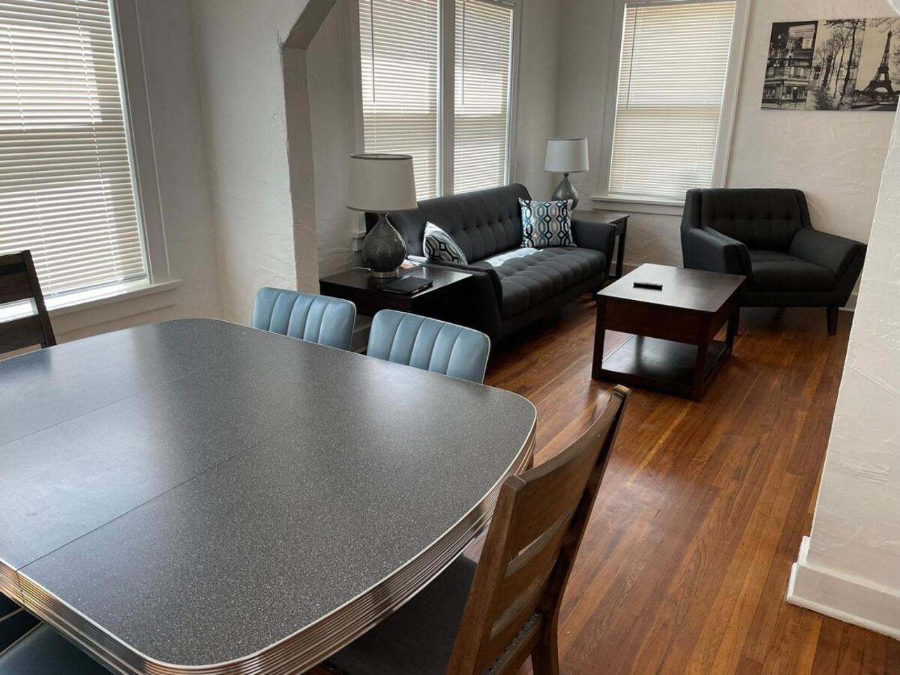 Near Unm, Nob Hill And Downtown Holiday home Albuquerque