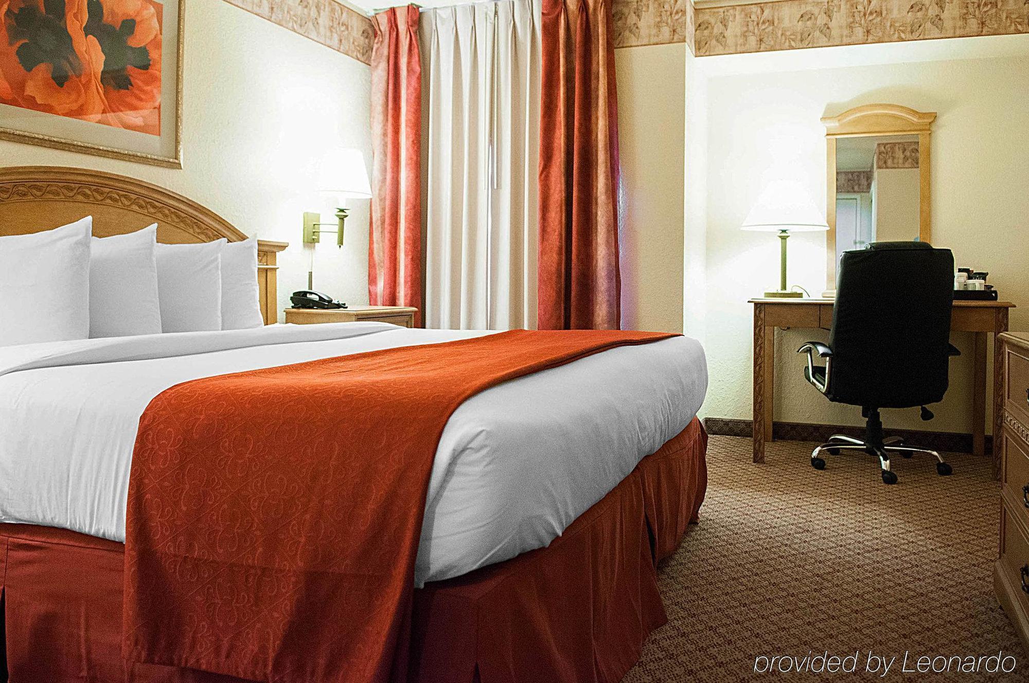 Hotel Pan American And