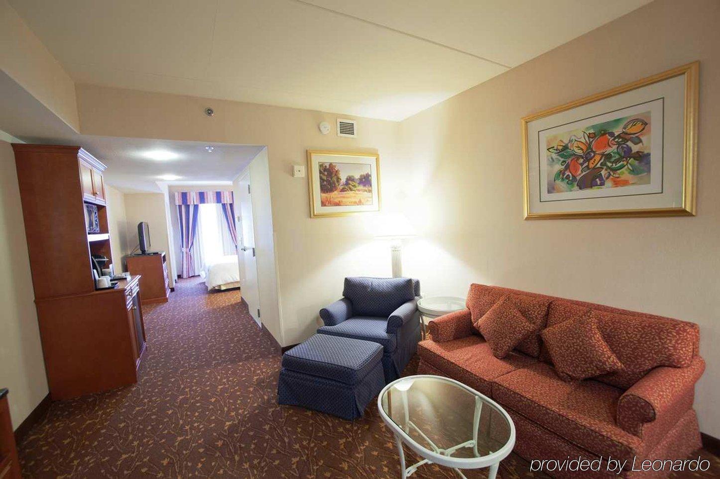 Hilton Garden Airport Hotel
