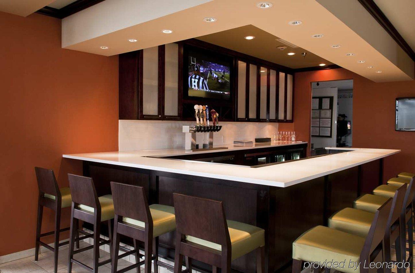 Hotel Hilton Garden Airport
