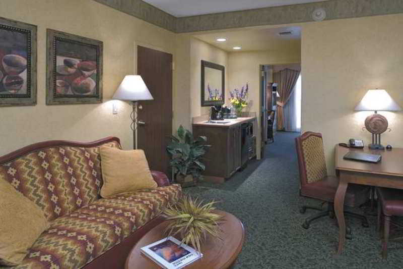 Embassy By Hilton 3*