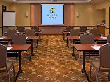 Hotel Hyatt Place Airport 3*