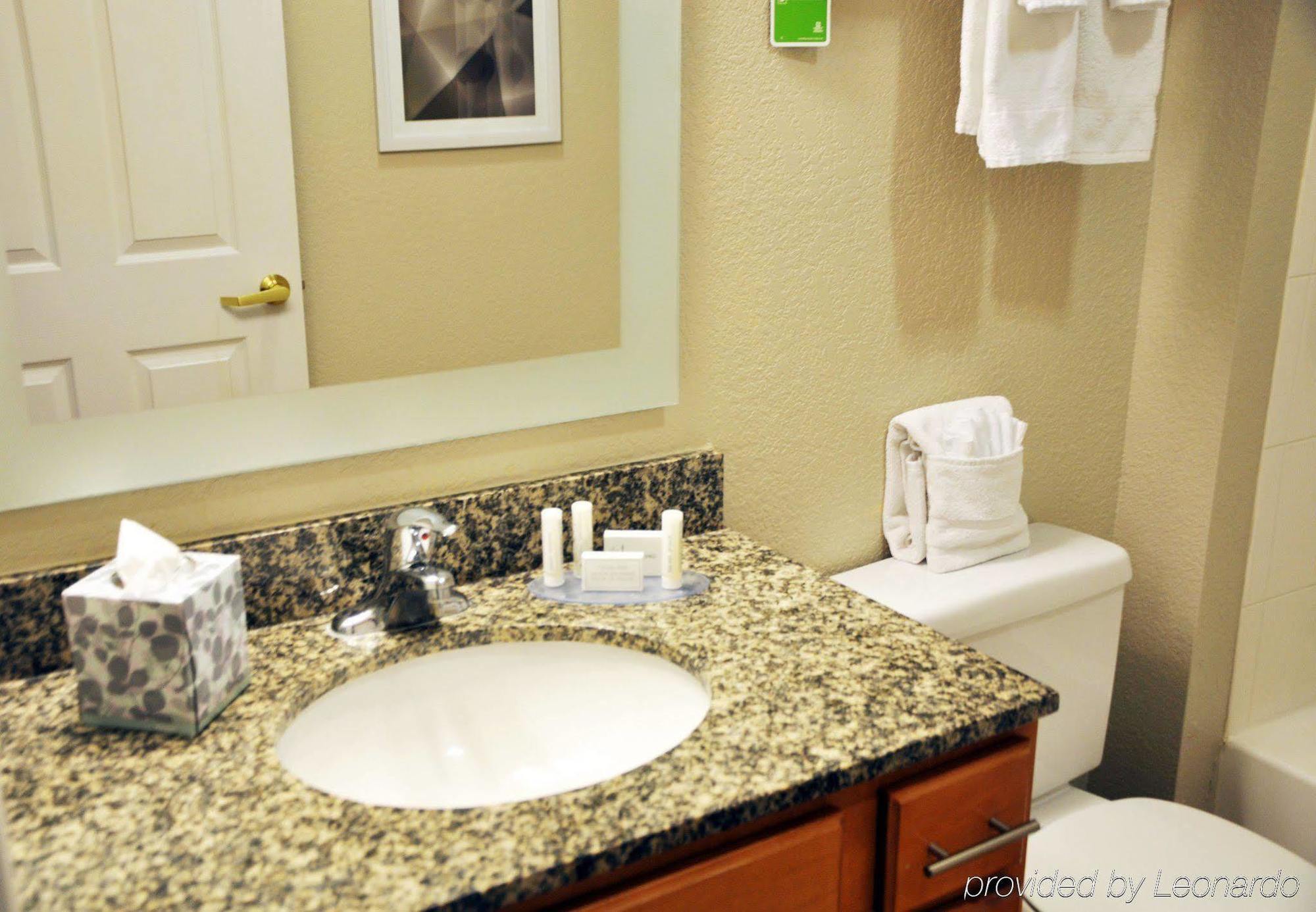 Hotel Towneplace By Marriott Airport 3*