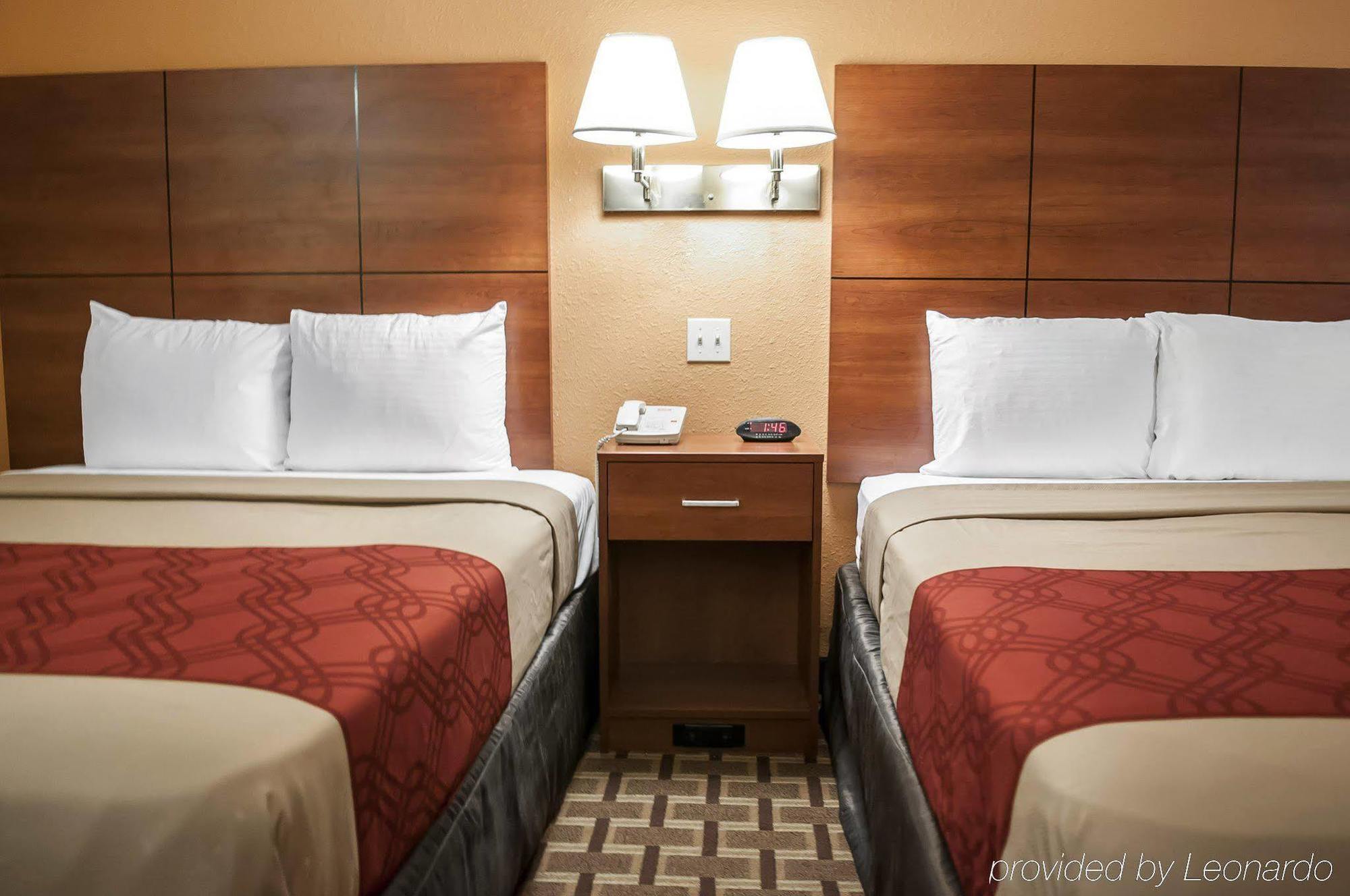 Econo Midtown Motel