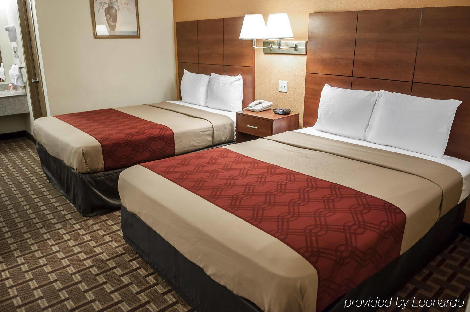 Motel Econo Midtown 2*