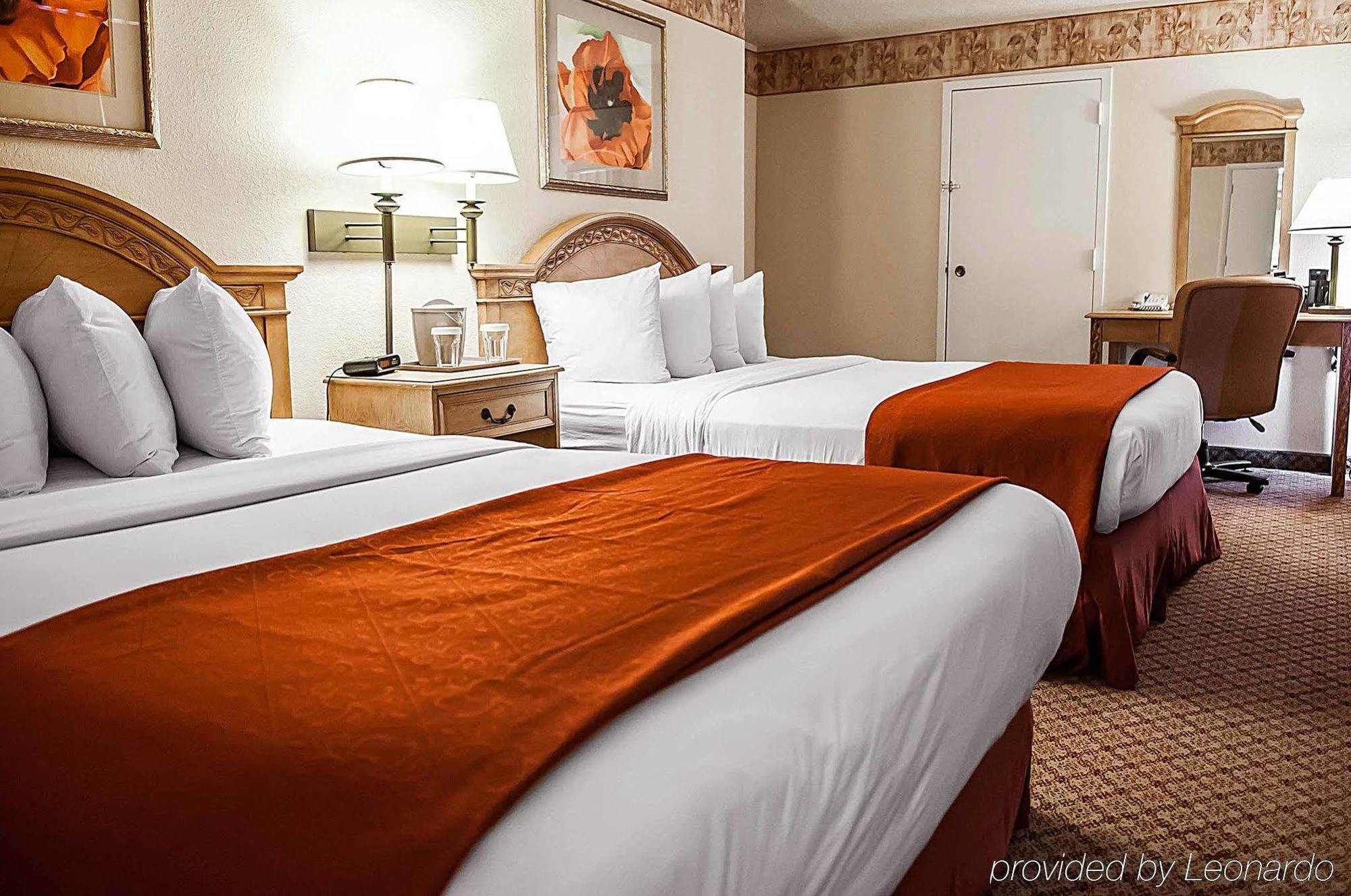 Hotel Pan American And