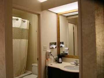 Days & By Wyndham North 3*