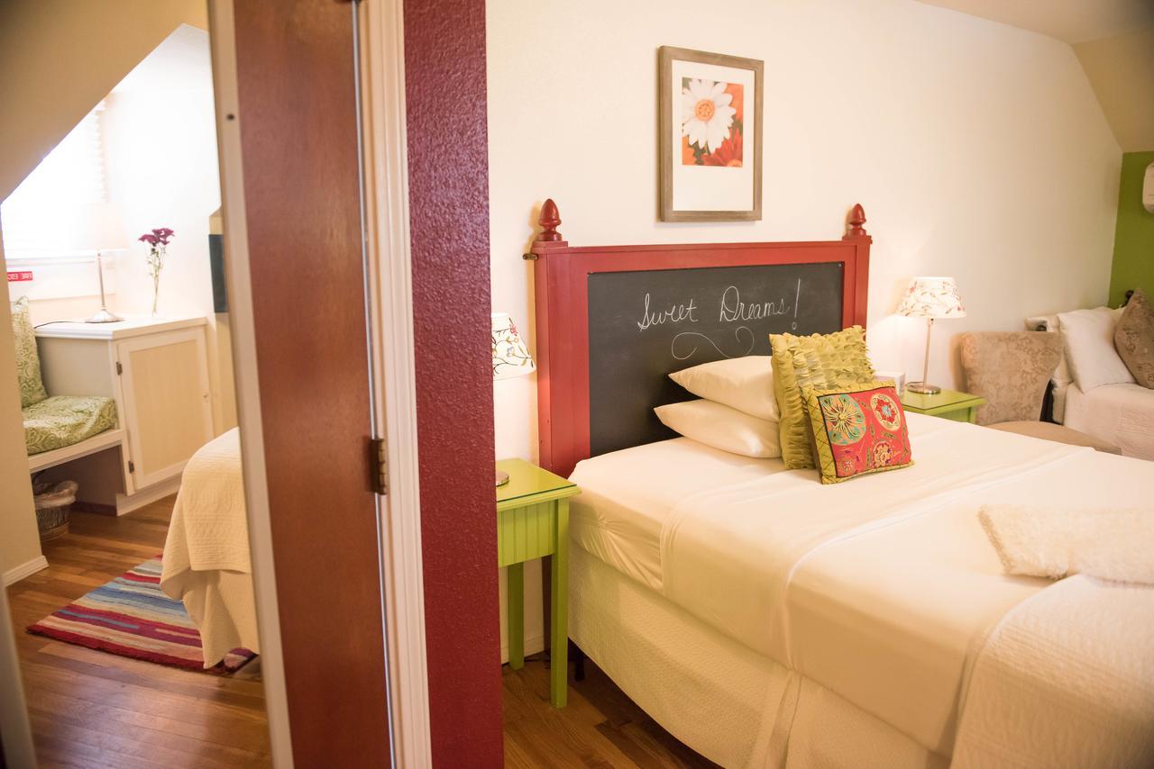 El Cuervo Abq Guest Bed & Breakfast
