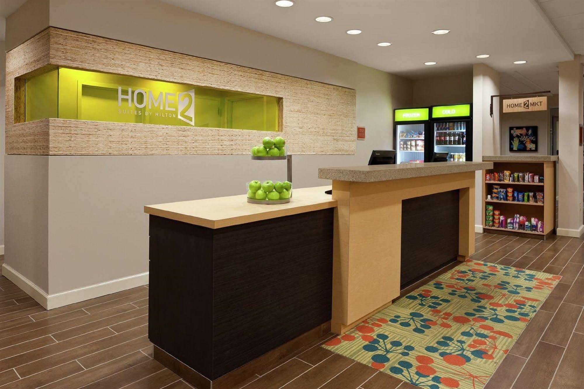 Hotel Home2 By Hilton Downtown/university
