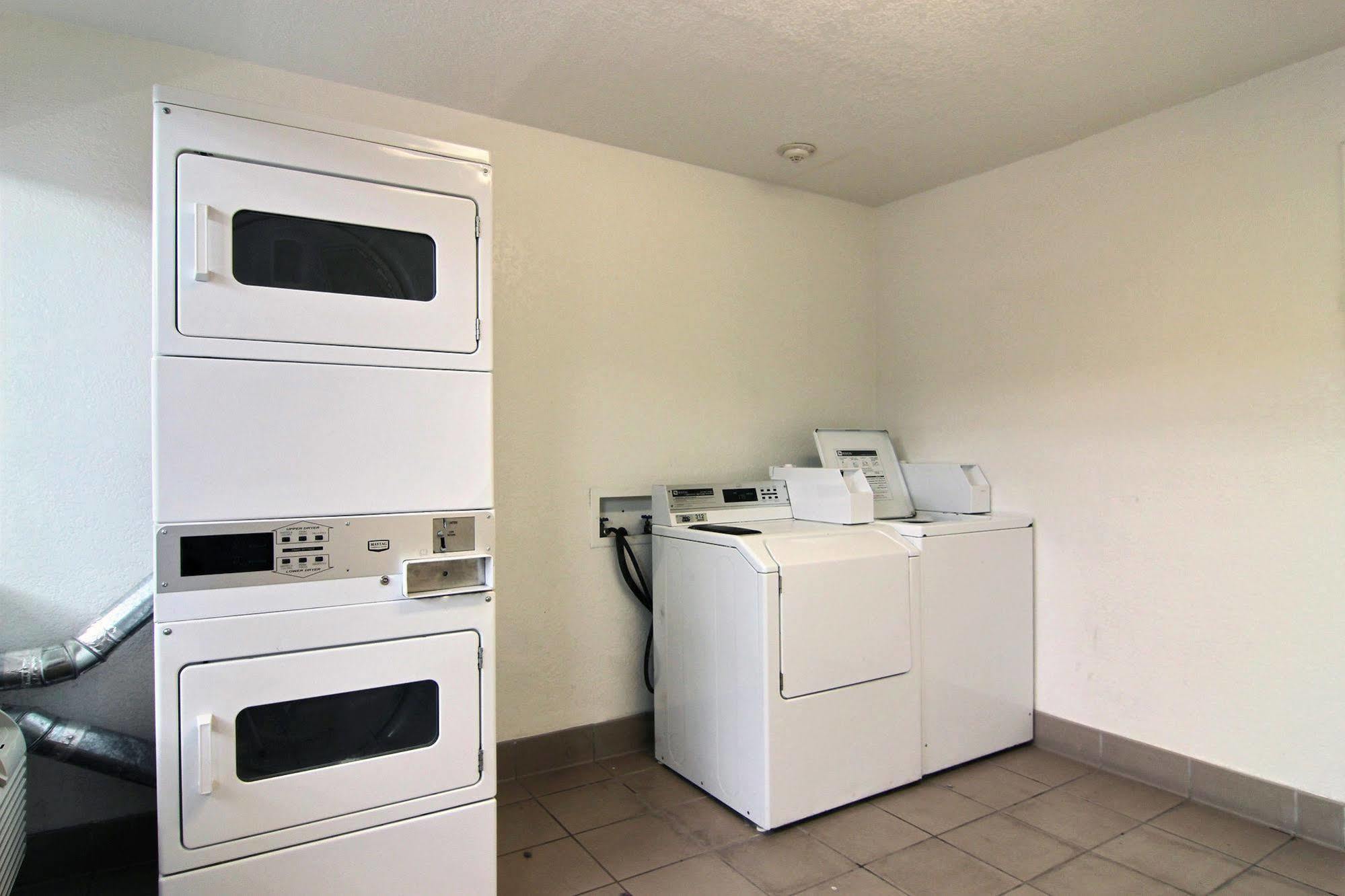 6-albuquerque, Nm - Midtown 2*