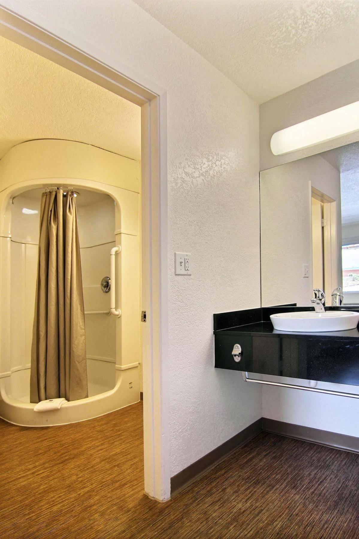 6-albuquerque, Nm - Midtown Hotel Albuquerque