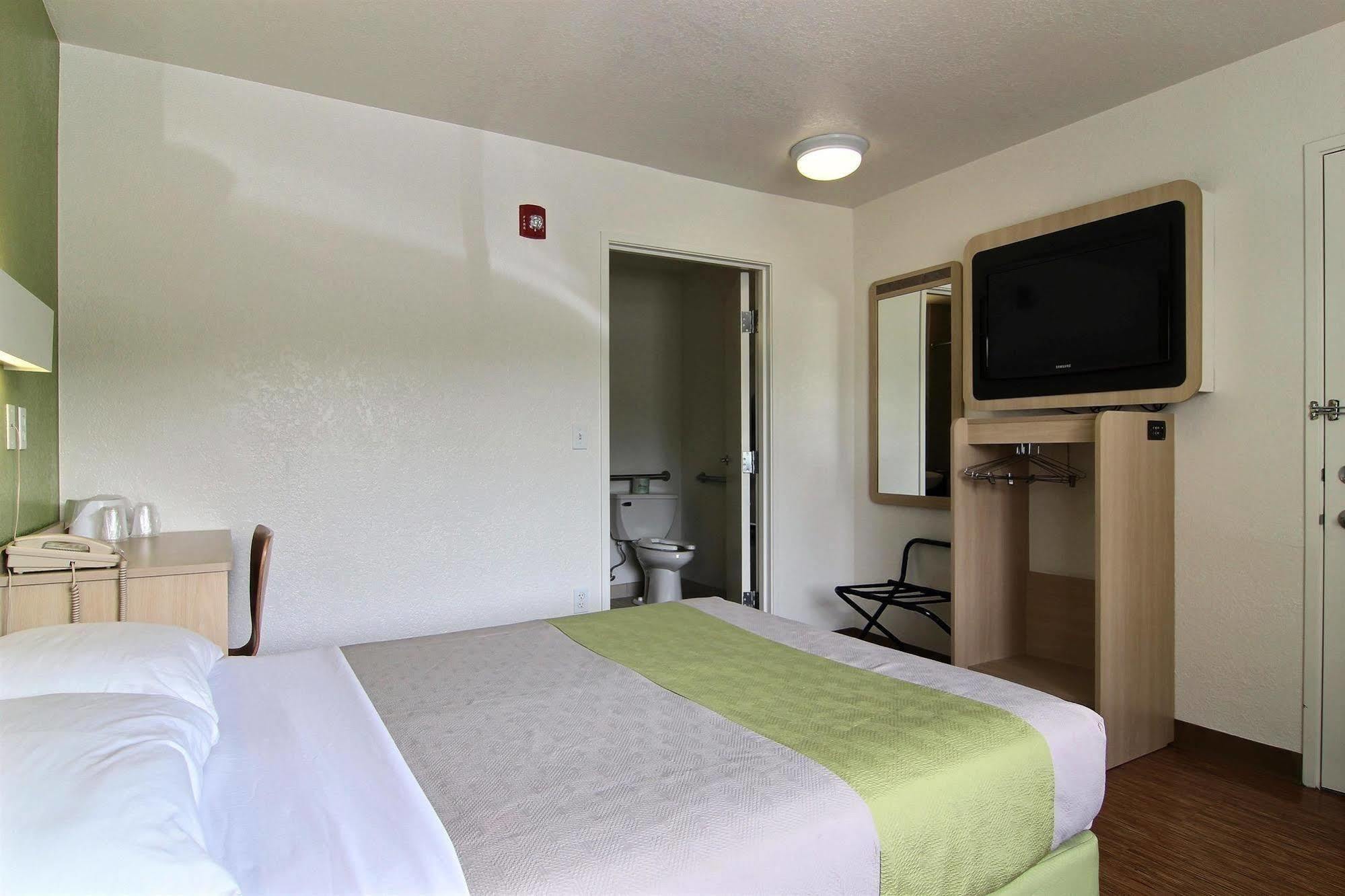 6-albuquerque, Nm - Midtown Hotel Albuquerque