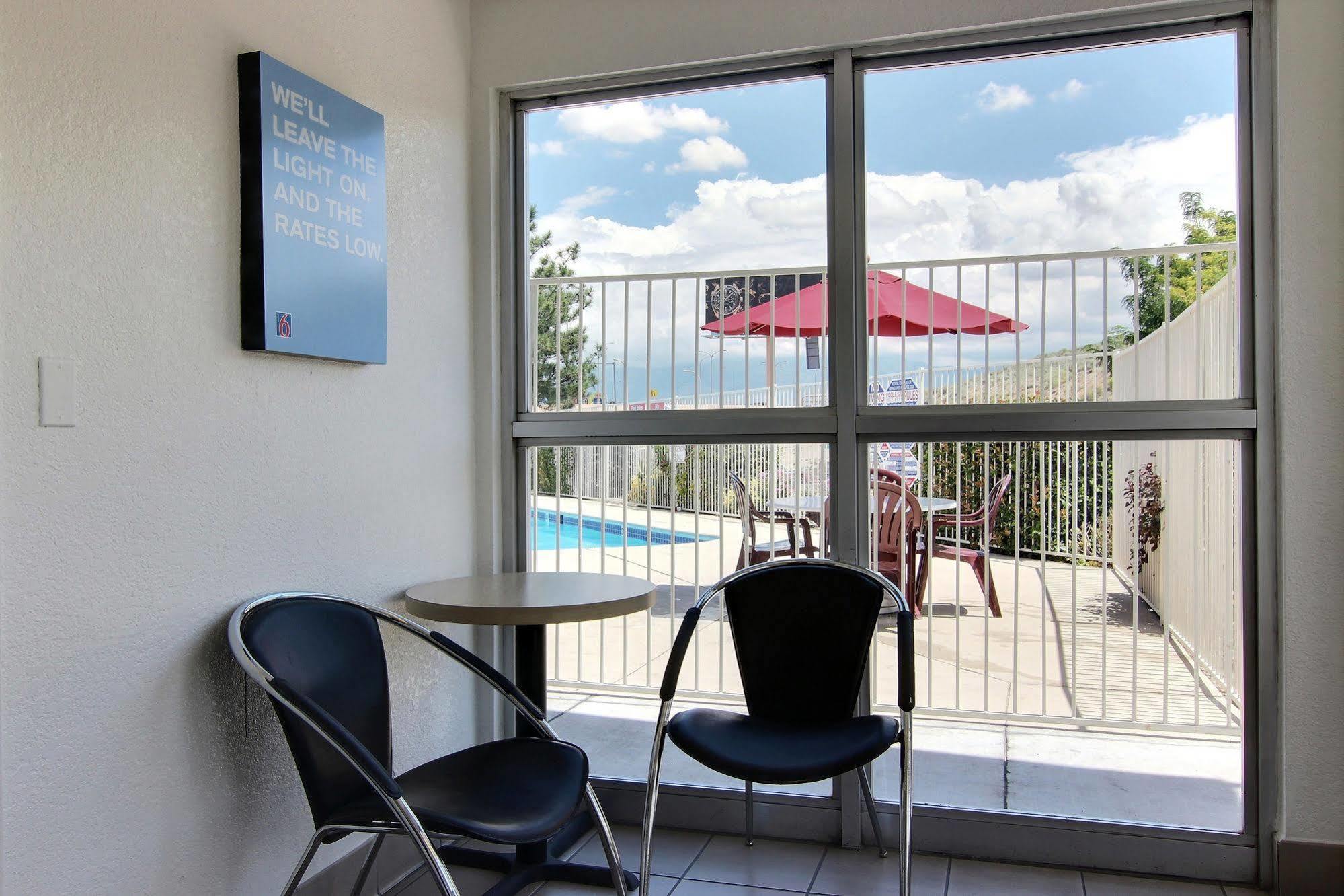 6-albuquerque, Nm - Midtown Hotel 2*