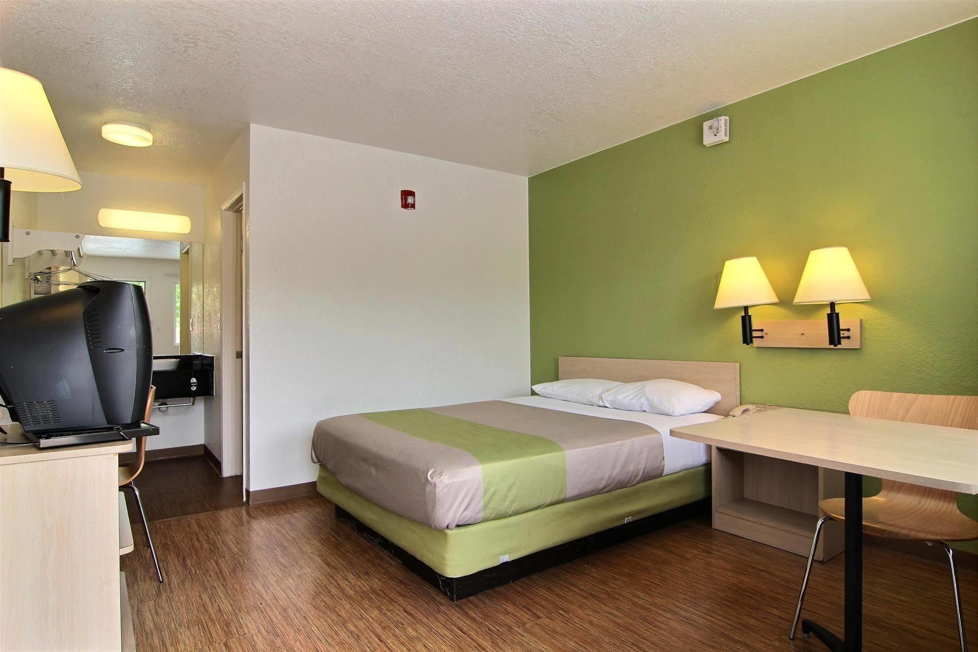 6-albuquerque, Nm - Midtown 2*