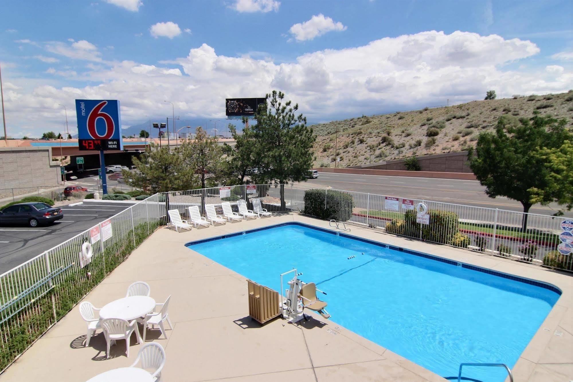 Hotel 6-albuquerque, Nm - Midtown 2*