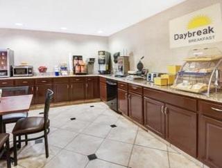 Days By Wyndham West