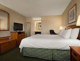 Hotel Days & By Wyndham North 3*