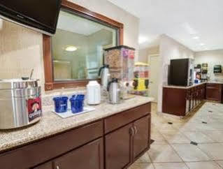 Hotel Days By Wyndham West 2*