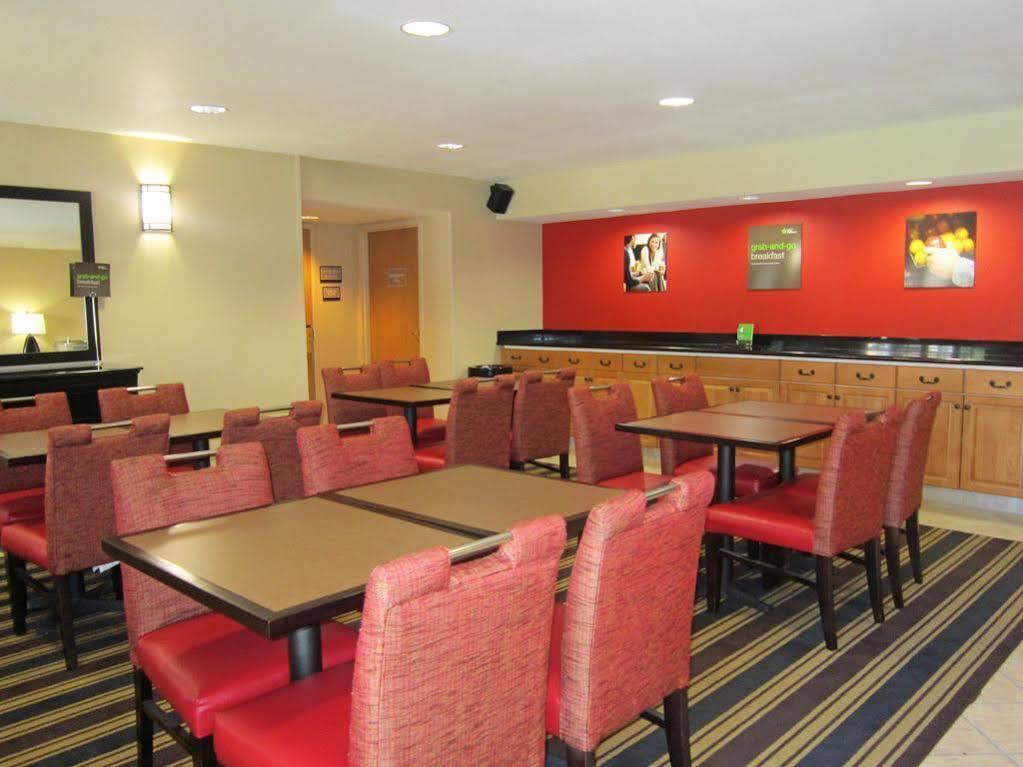 Extended America - - Airport Hotel 2*