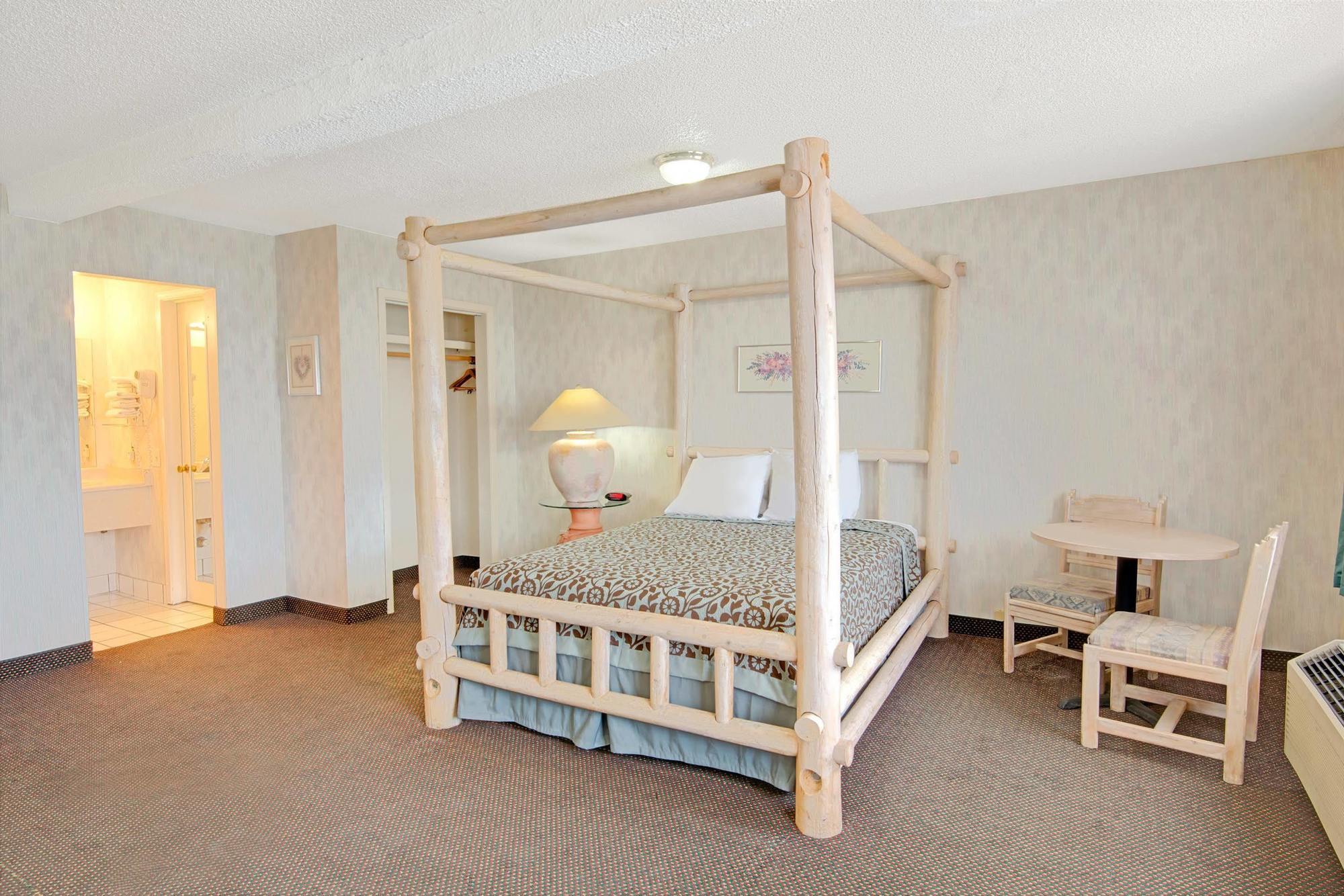 Hotel Midtown & 2*